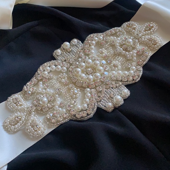 David’s Bridal Pearl and Rhinestone Ivory Sash main image 12